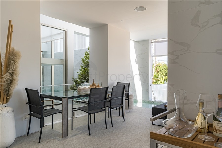 Комплекс вілл в районі Бангтао