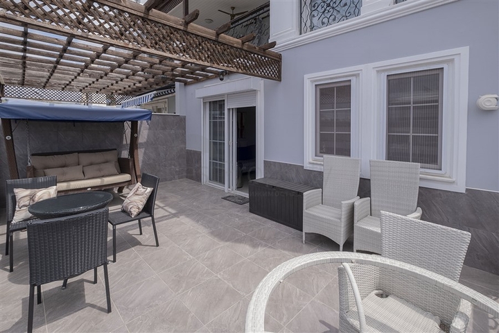 Затишна квартира 2+1 в районі Конакли 