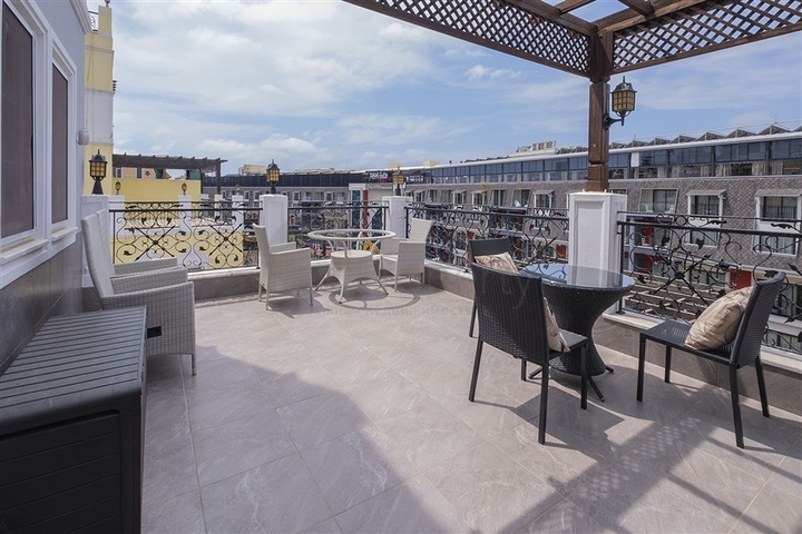 Затишна квартира 2+1 в районі Конакли 