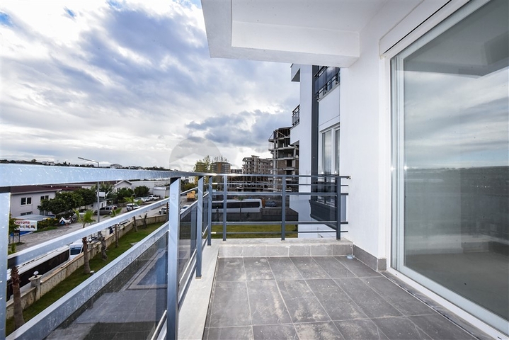 Двокімнатна квартира в новому будинку в районі Авсаллар