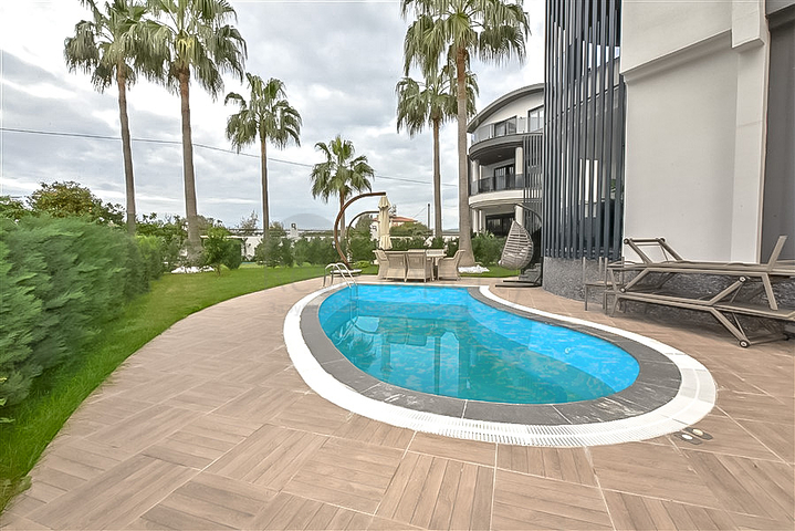 Стильна вілла 4 + 1 в районі Паяллар