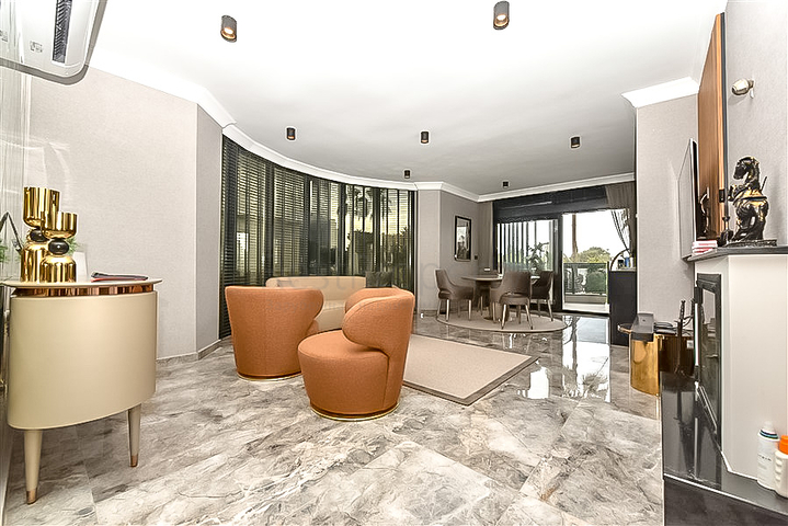 Стильна вілла 4 + 1 в районі Паяллар