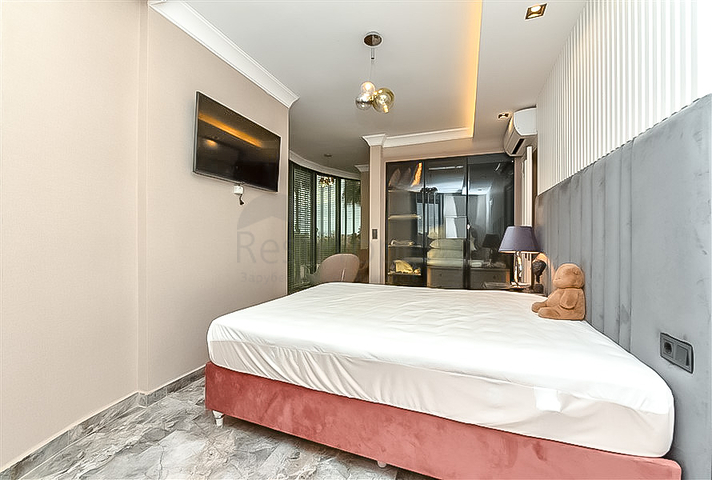 Стильна вілла 4 + 1 в районі Паяллар