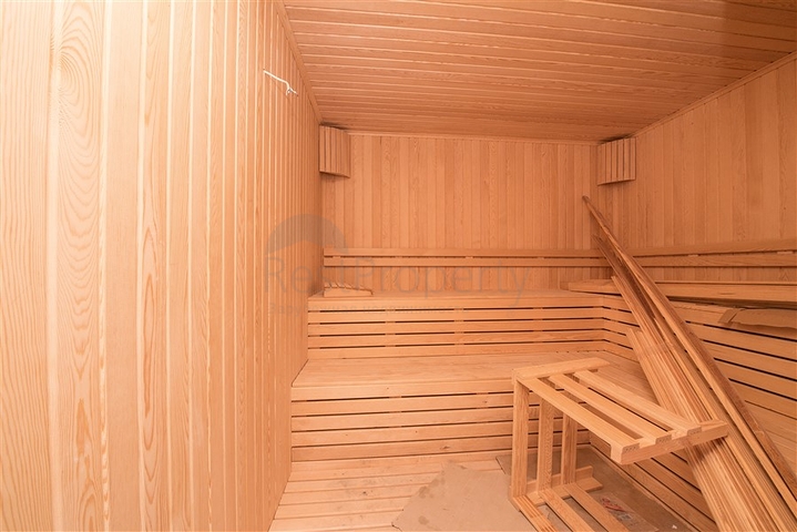 Світла мебелированная квартира в пішій доступності від моря