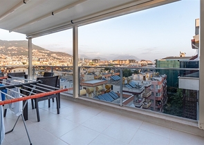 Пентхаус 2 + 1 біля пляжу Клеопатра