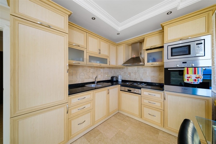 Пентхаус 3 + 1 з панорамними видами на море в районі Конакли