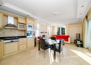 Пентхаус 3 + 1 з панорамними видами на море в районі Конакли