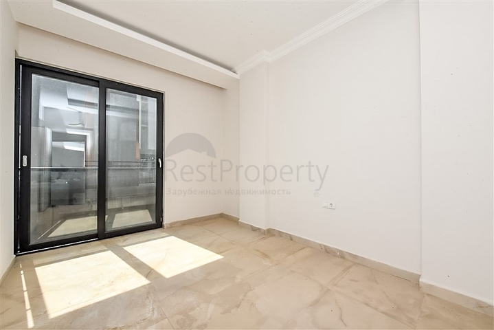 Квартира 2 + 1 зі своїм садом в Кестелі