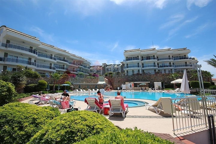 Просторий пентхаус плануванням 3 + 1 в районі Конакли. 