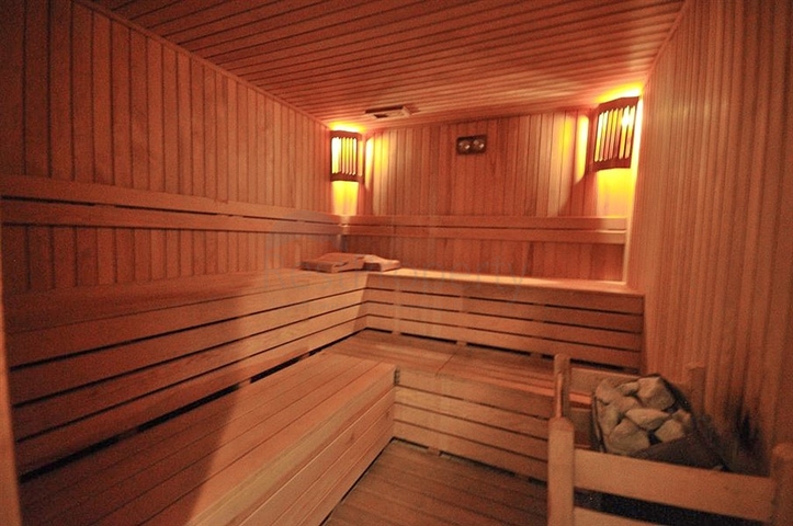 Просторий пентхаус плануванням 3 + 1 в районі Конакли. 