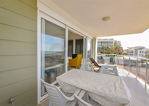 Просторий пентхаус плануванням 3 + 1 в районі Конакли. 