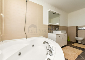 Просторий пентхаус плануванням 3 + 1 в районі Конакли. 