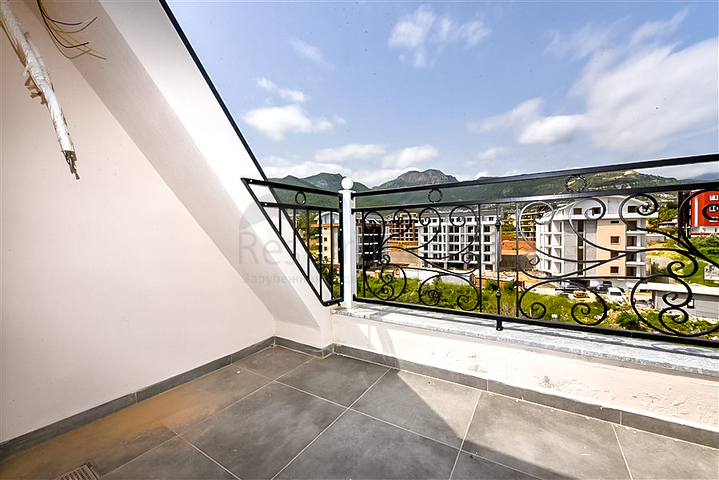 Пентхаус 2 + 1 в районі Оба