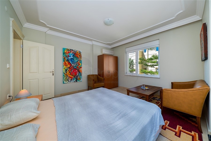 Вілла з панорамними видами на море і гори