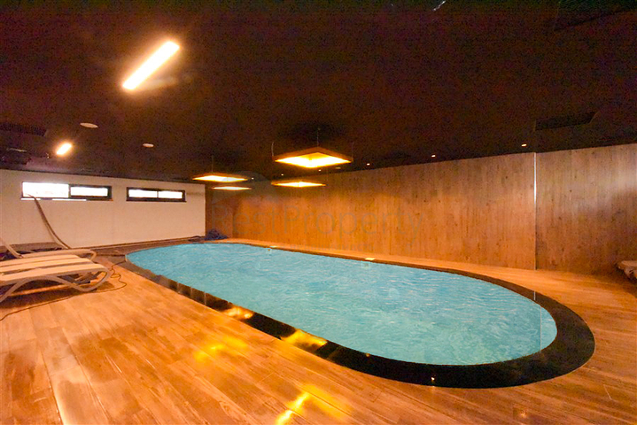 Розкішний Пентхаус на першій береговій лінії в Оба