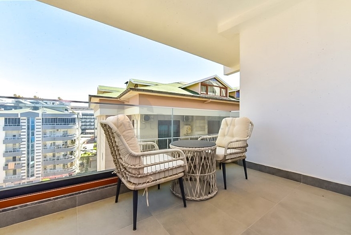 Розкішний Пентхаус на першій береговій лінії в Оба