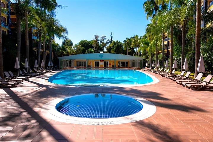 Ексклюзивні апартаменти плануванням 4+1 в унікальному комплексі центральної частини Аланья