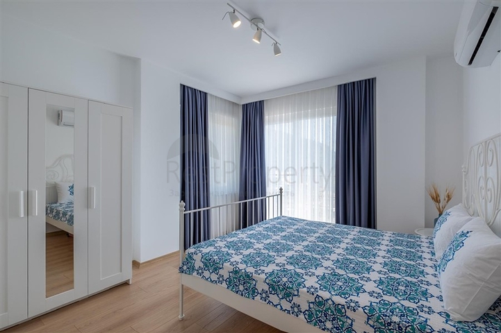 Ідеальний будинок біля моря: ексклюзивна вілла в популярному районі Оби