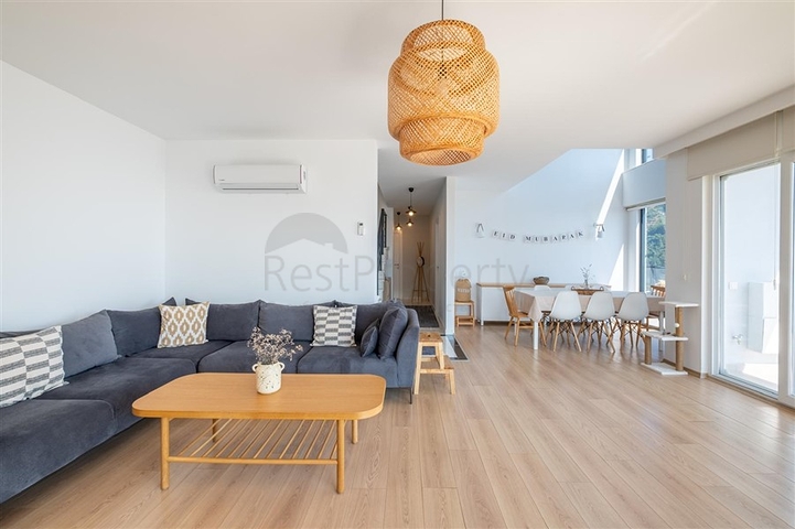 Ідеальний будинок біля моря: ексклюзивна вілла в популярному районі Оби