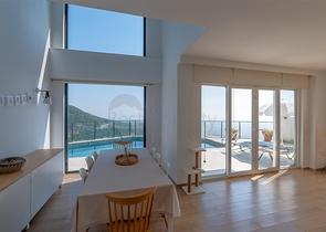 Ідеальний будинок біля моря: ексклюзивна вілла в популярному районі Оби