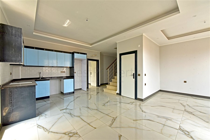 Квартира 3+1 в районі пляжу Клеопатра в 600 м від моря