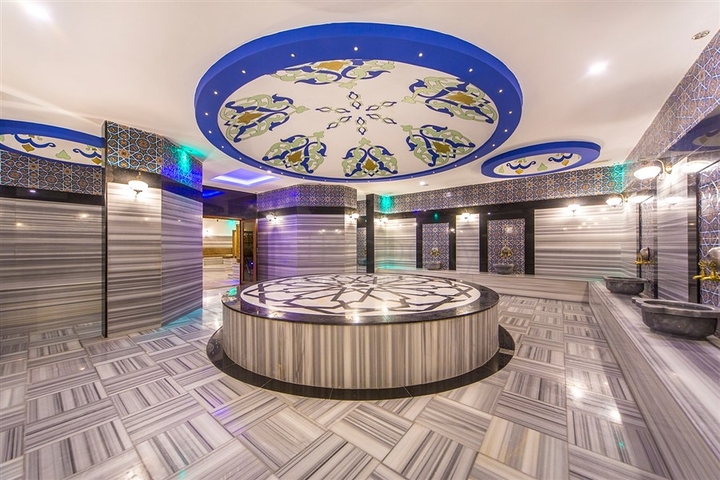 Дуплекс 4 + 1 в сучасному комплексі в районі Кестель