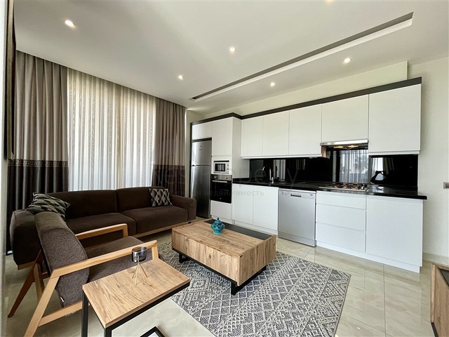 Трикімнатна квартира в 20 м від моря