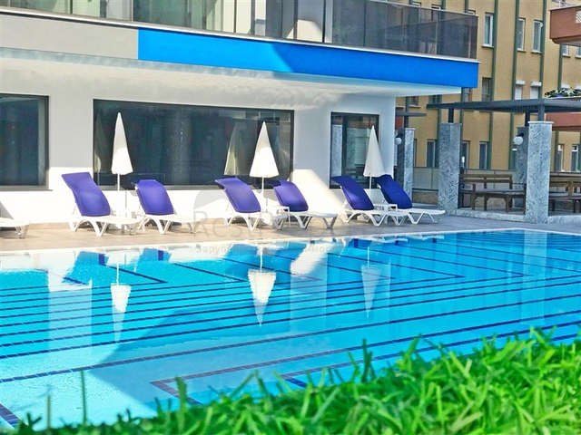 Трикімнатна квартира в 20 м від моря