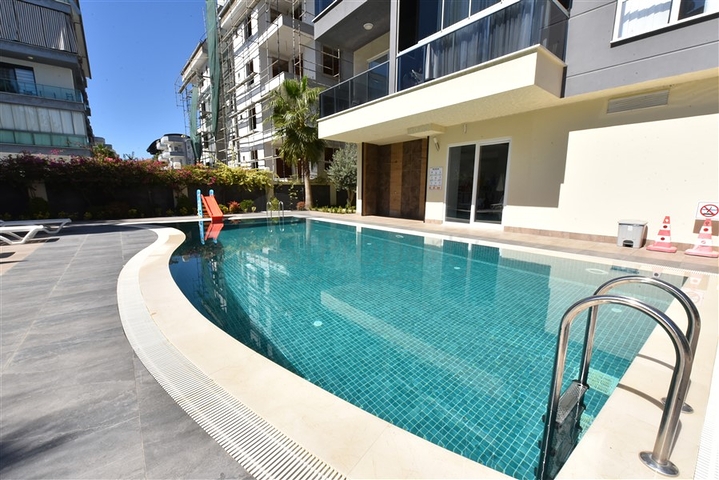 Стильна двокімнатна квартира в затишному районі Авсаллар