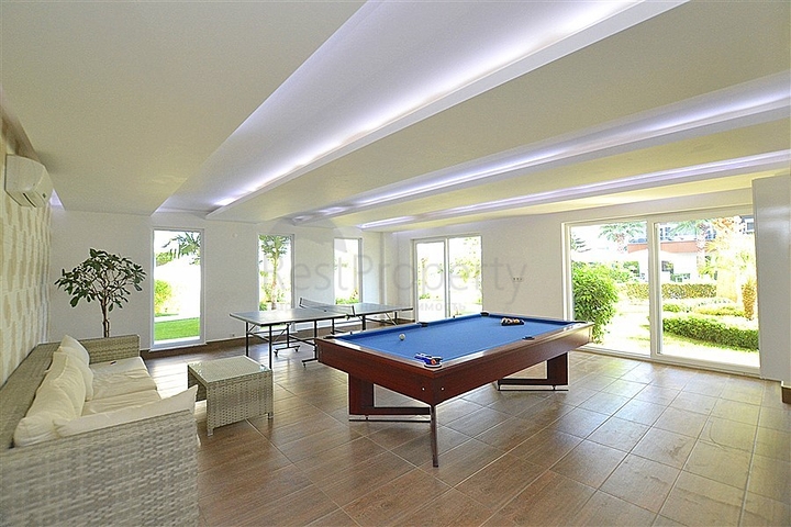 Мебльована трикімнатна квартира в Тосмурі