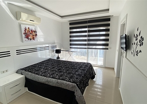 Мебльована трикімнатна квартира в Тосмурі