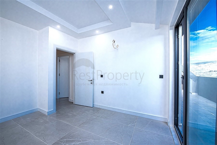 Пентхаус 3 + 1 в районі Каргиджак в 350 м від моря  Пентхаус 3 + 1 в районі Каргиджак в 350 м від моря