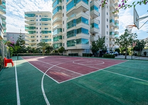 Квартира плануванням 2+1 в 200 м від моря