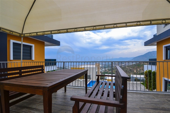 Пентхаус 2 + 1 в районі Каргиджак 