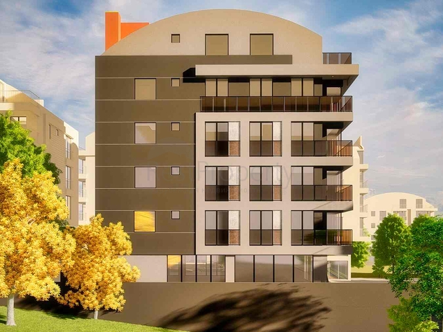 На продаж виставлено Комерційне приміщення в центрі міста Анталія 