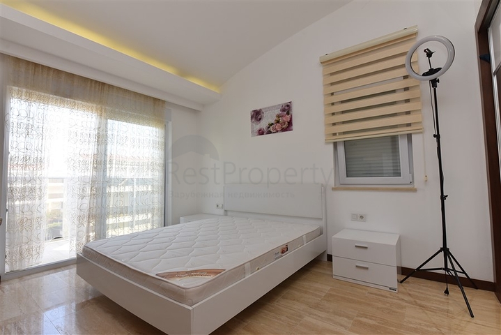 Просторий пентхаус 3 + 1 в районі Конакли