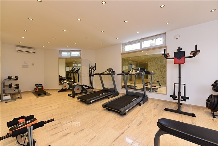 Просторий пентхаус 3 + 1 в районі Конакли