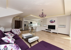 Просторий пентхаус 3 + 1 в районі Конакли