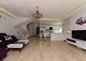 Просторий пентхаус 3 + 1 в районі Конакли