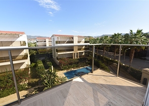 Просторий пентхаус 3 + 1 в районі Конакли