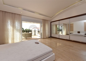 Просторий пентхаус 3 + 1 в районі Конакли