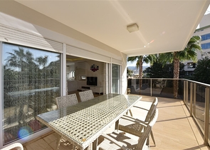 Просторий пентхаус 3 + 1 в районі Конакли