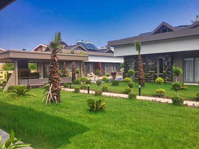 Вілла планування 4 + 1 в мікрорайоні Асланбуджак - Анталія