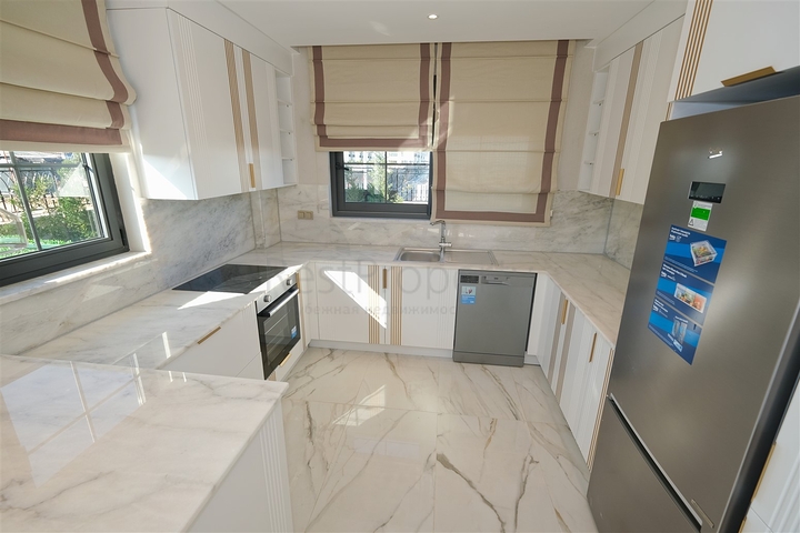 Вілли планування 4 + 1 в районі Белек - Анталія 