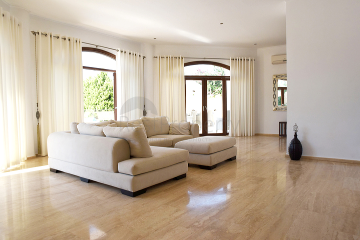 Ексклюзивні вілли 5 + 1 з видом на море в Калкані