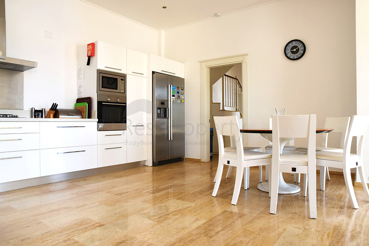 Ексклюзивні вілли 5 + 1 з видом на море в Калкані