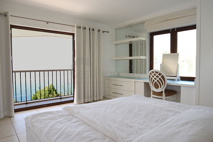 Ексклюзивні вілли 5 + 1 з видом на море в Калкані