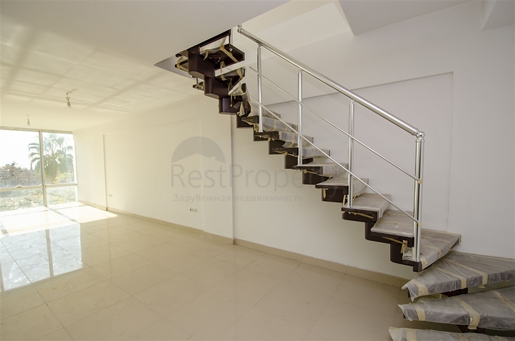 Продаж бізнес центру в районі Лара Анталья