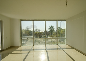 Продаж бізнес центру в районі Лара Анталья