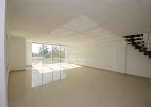 Продаж бізнес центру в районі Лара Анталья